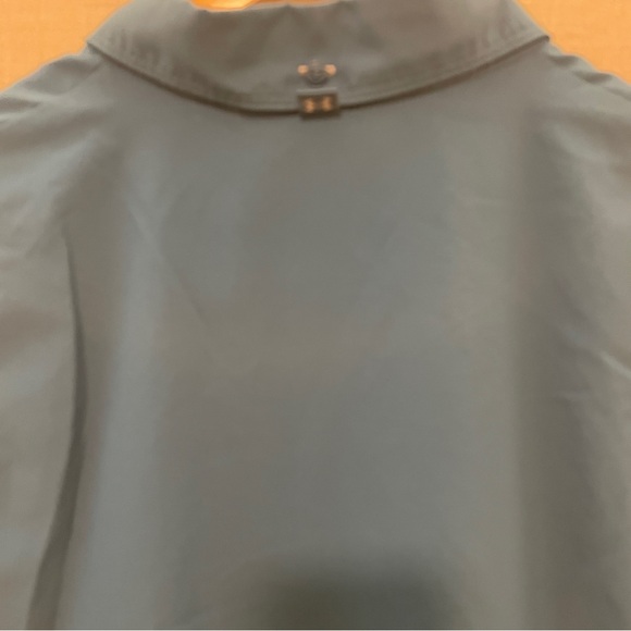 Under Armour loose fit heat gear teal short sleeve men’s button down. XXLarge - Picture 6 of 9